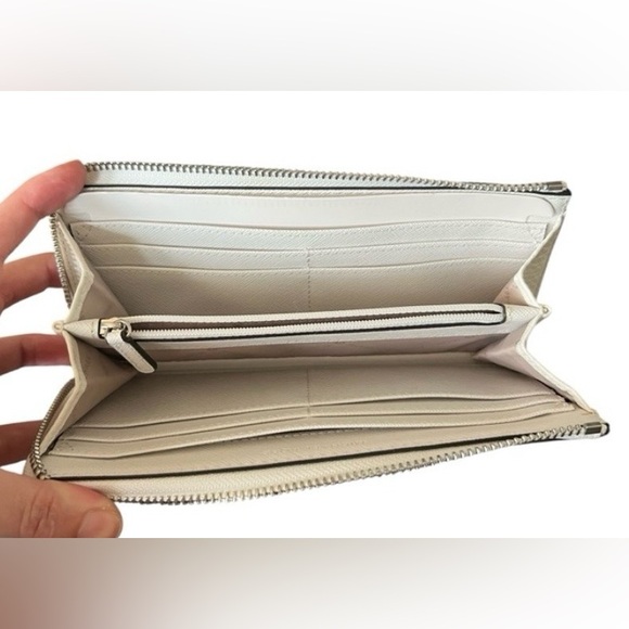 MICHAEL KORS Quarter Zip Wallet NEVER USED!! - Picture 5 of 10